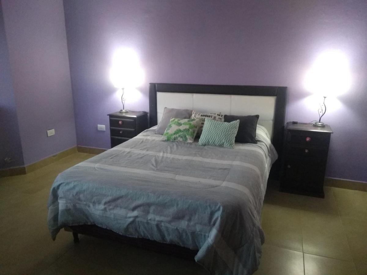 La Glicina Villa Carhué Esterno foto